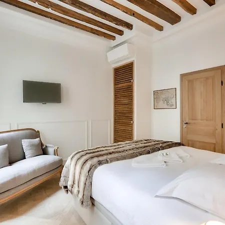 Luxurious 3bd With 3br And Ac Apartment Paris